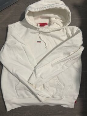 Supreme White Hoodie
